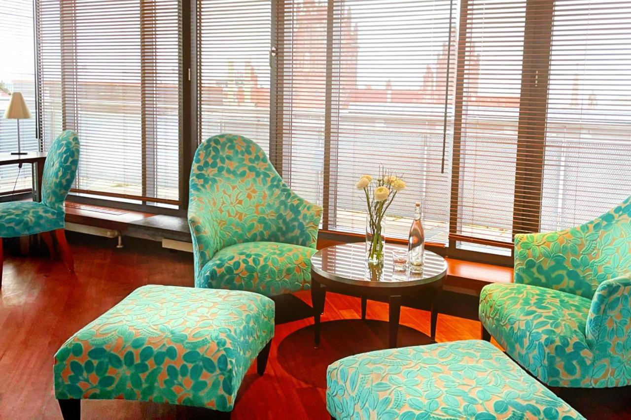 Suite Yours mit Balkon
