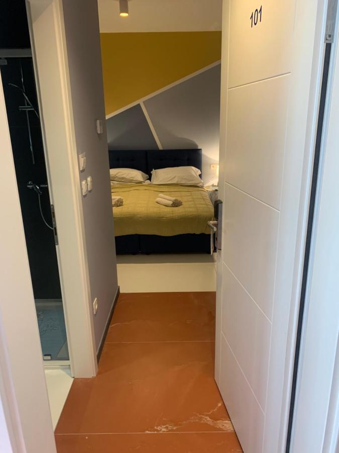 Doppelzimmer mit Gartenblick