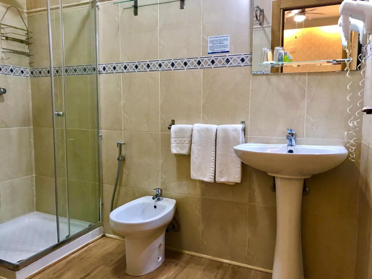Chambre Triple Confort avec Douche