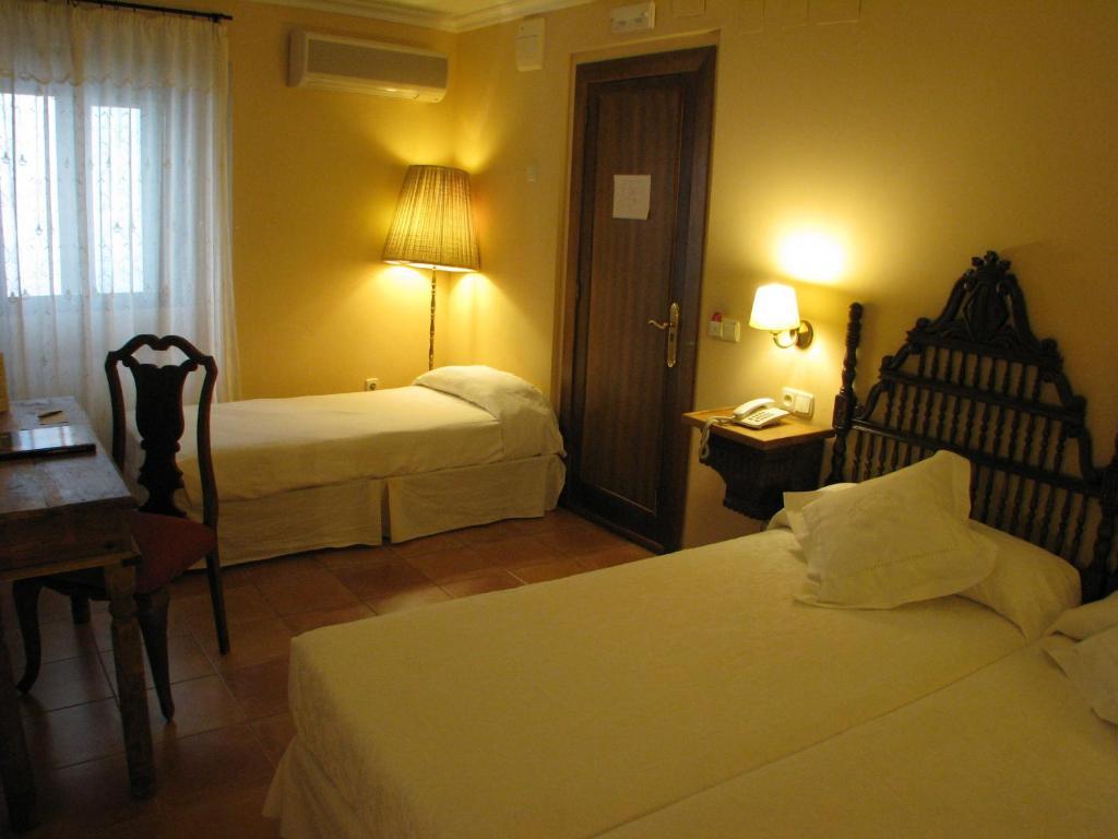 Double 1-2 people (extra bed on request),1296148336:JPEG