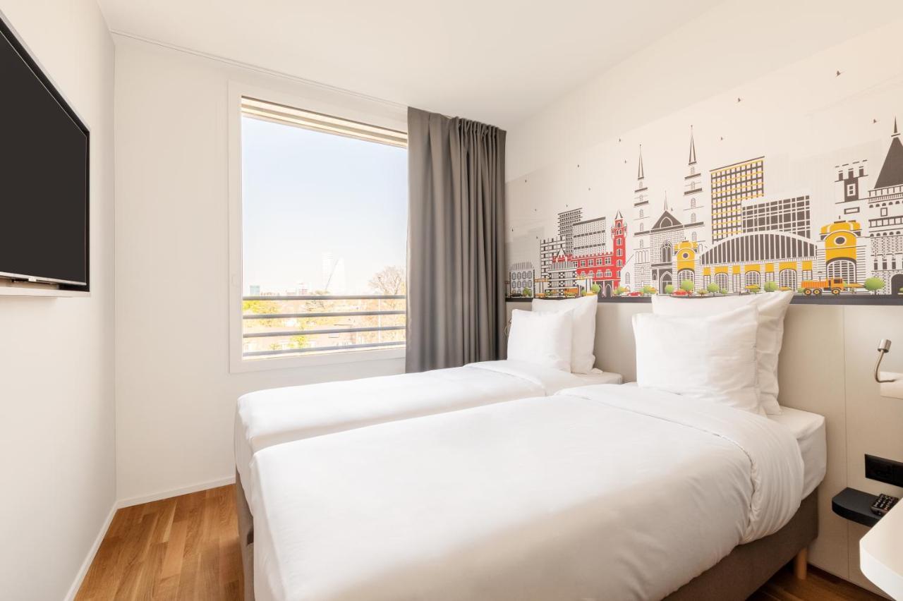 Tweepersoonskamer met 2 Aparte Bedden