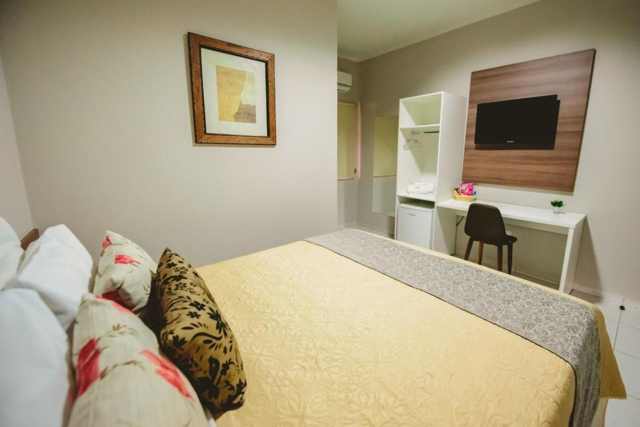 Quarto Duplo
