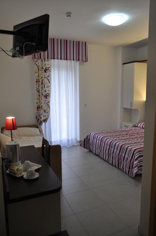 Dreibettzimmer
