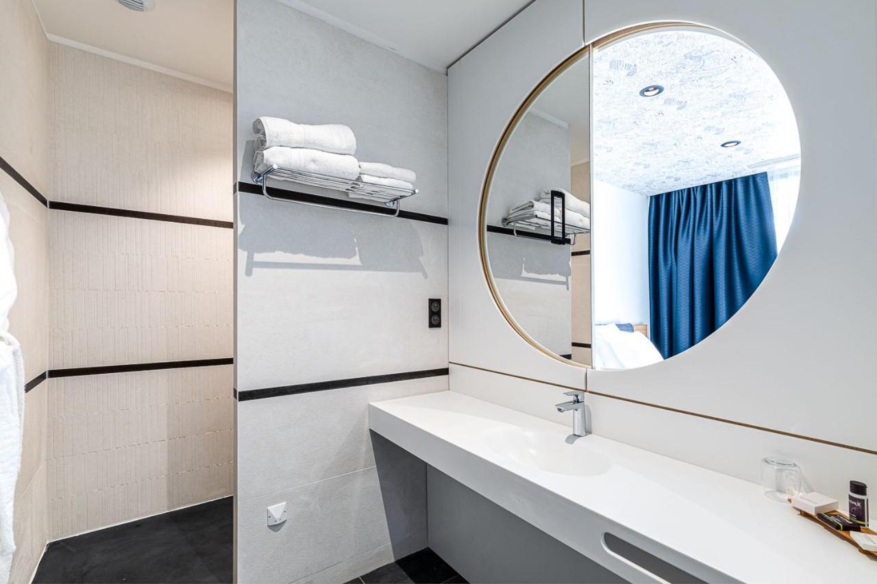 Chambre Double ou Lits Jumeaux avec Terrasse