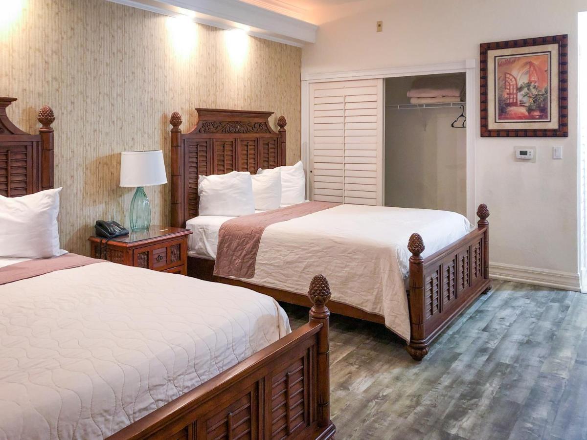 Queen Room - Disability Access