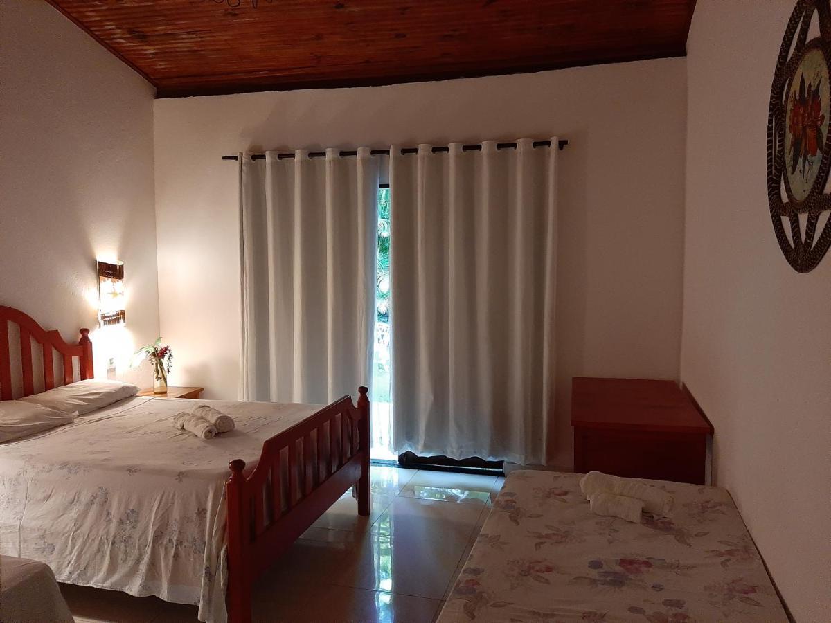 Suíte com Vista do Jardim