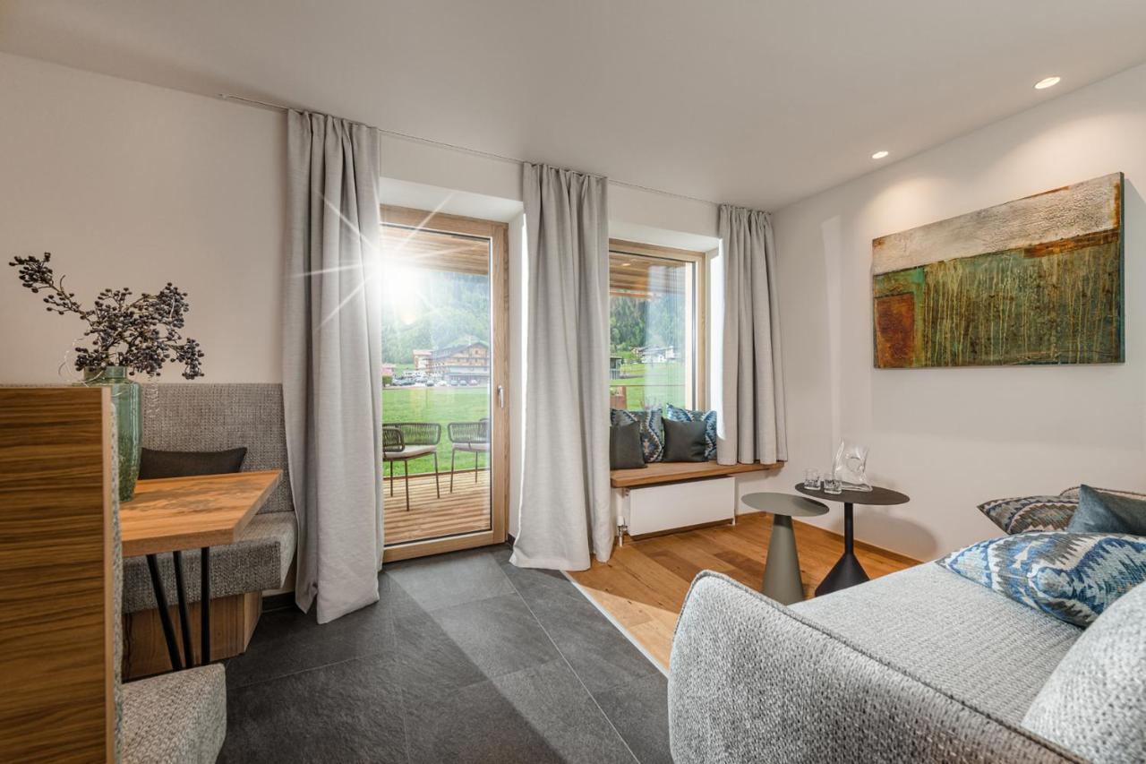 One-Bedroom Apartment 2,1127703855:JPEG