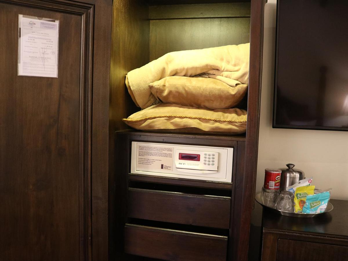 Junior Suite,1117812570:JPEG