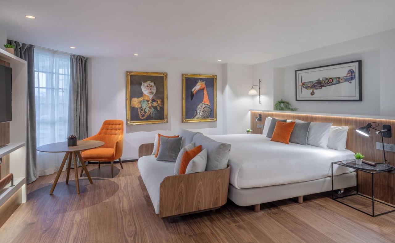 The Level Junior Suite with Executive Lounge Access,1037943841:JPEG