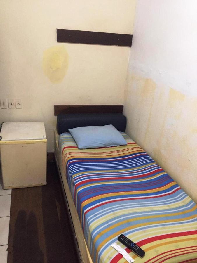 Quarto Individual Econômico