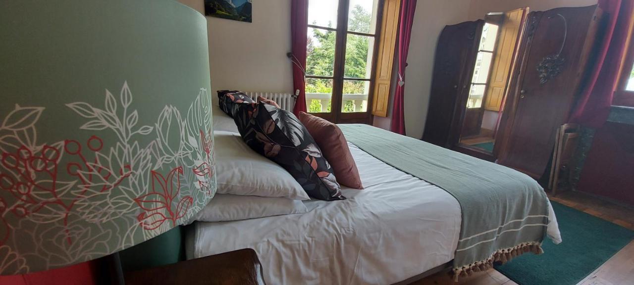 Double or Twin Room with Mountain View,1123087968:JPEG
