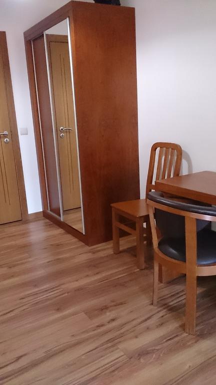 Family Room,112473864:JPEG