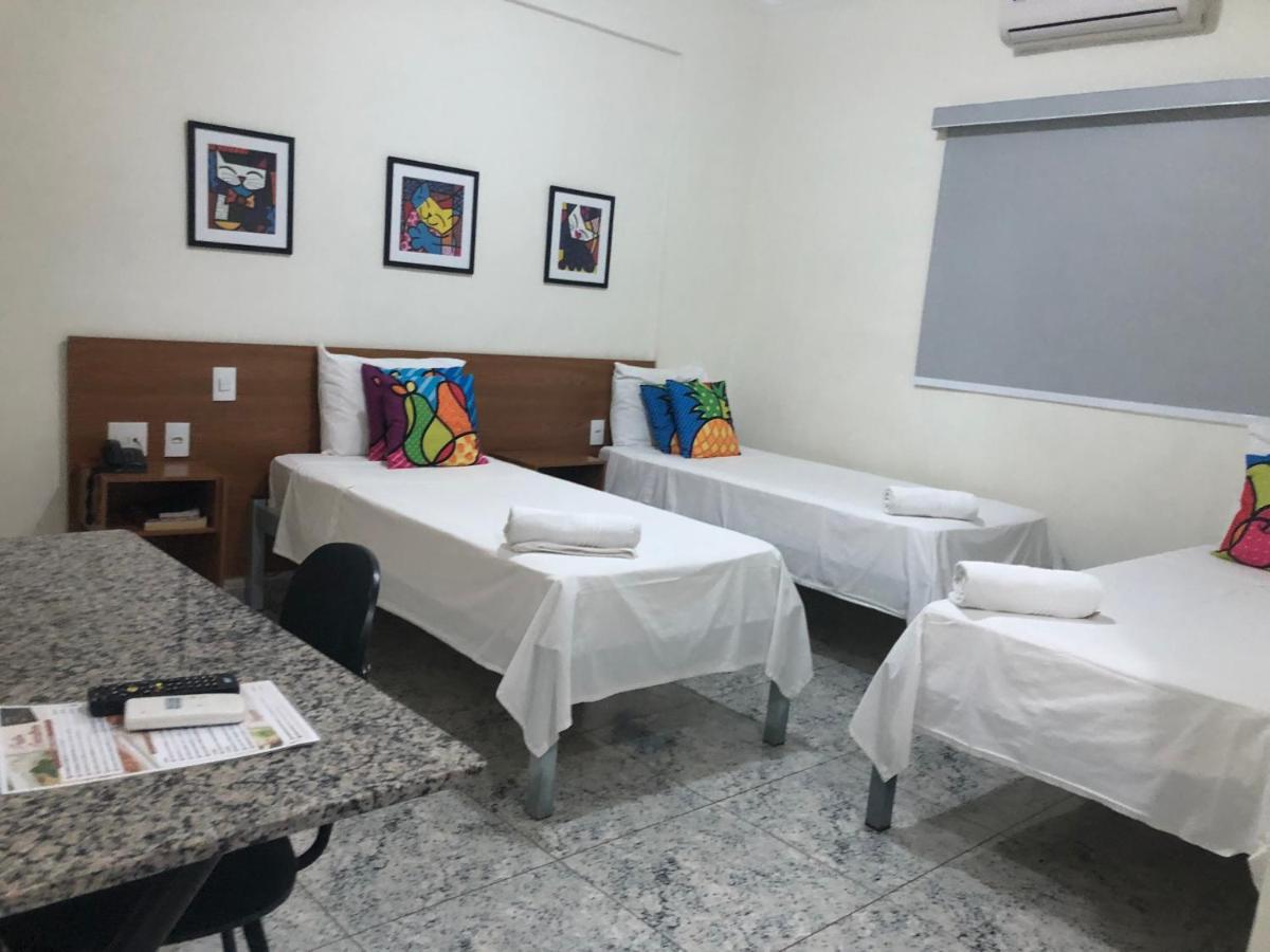 Quarto Triplo Básico