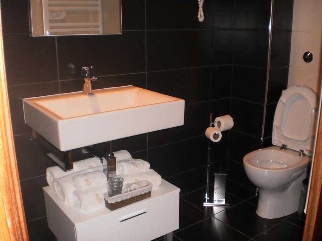 Quarto Duplo