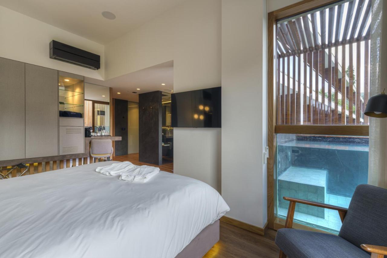 Suite com Piscina Privativa
