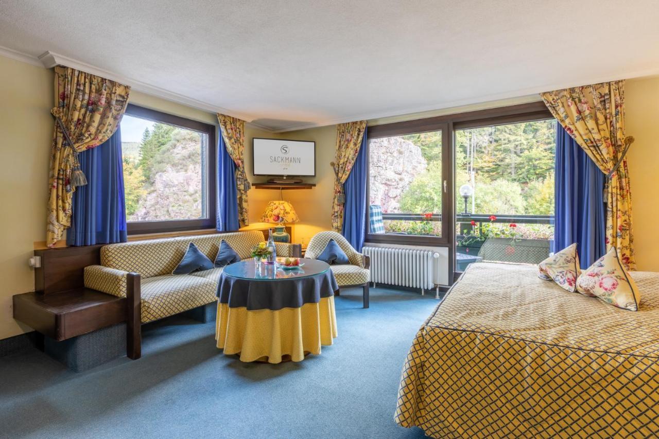 Klassisches Doppelzimmer mit Balkon/Loggia