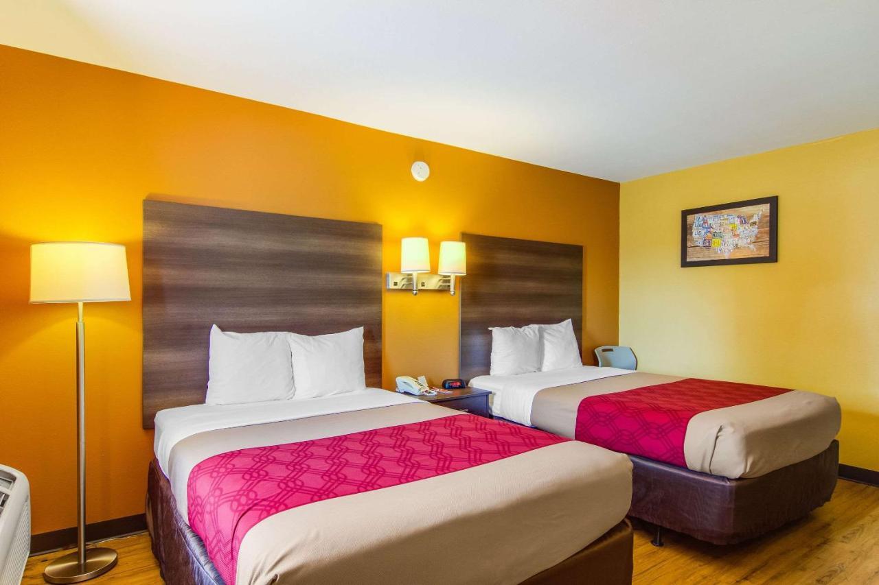 Double Room with Two Double Beds - Non-Smoking
