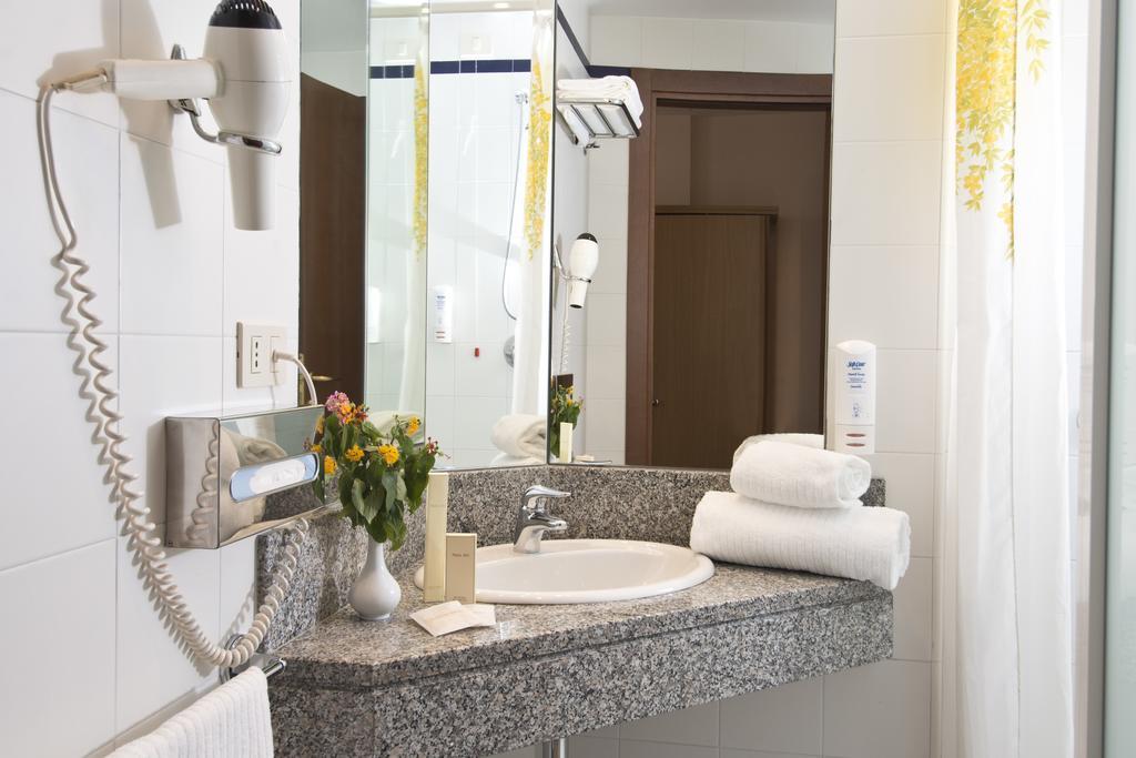 Camera Familiare