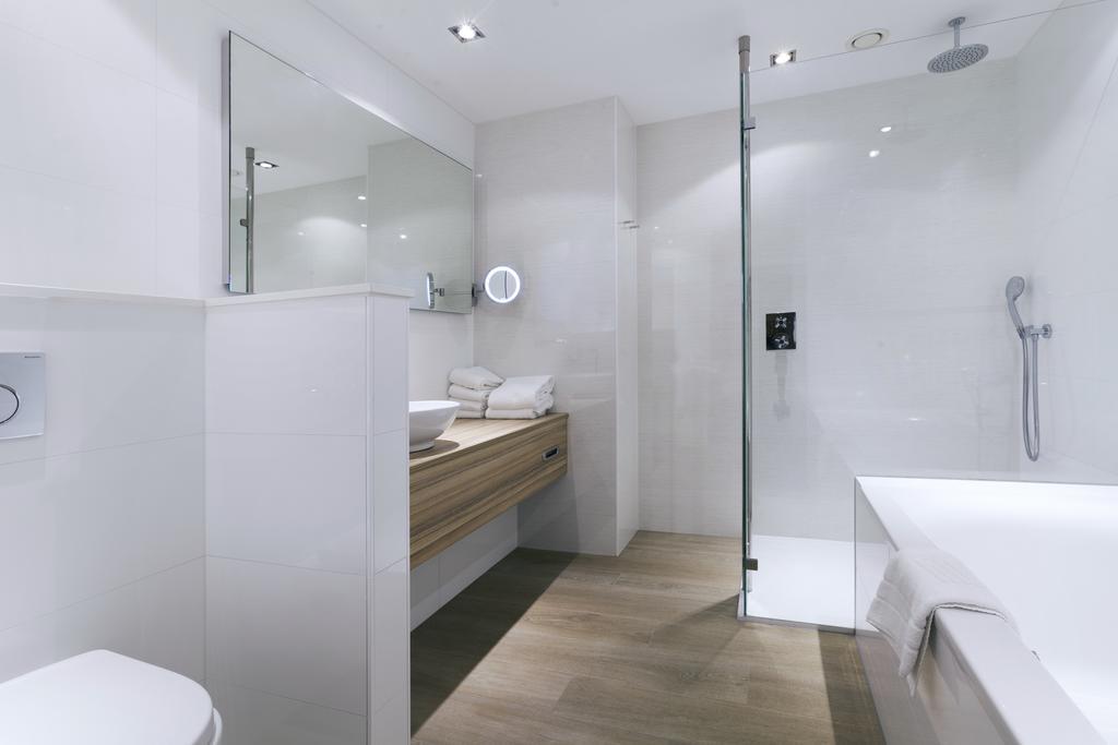 Luxury Twin Room