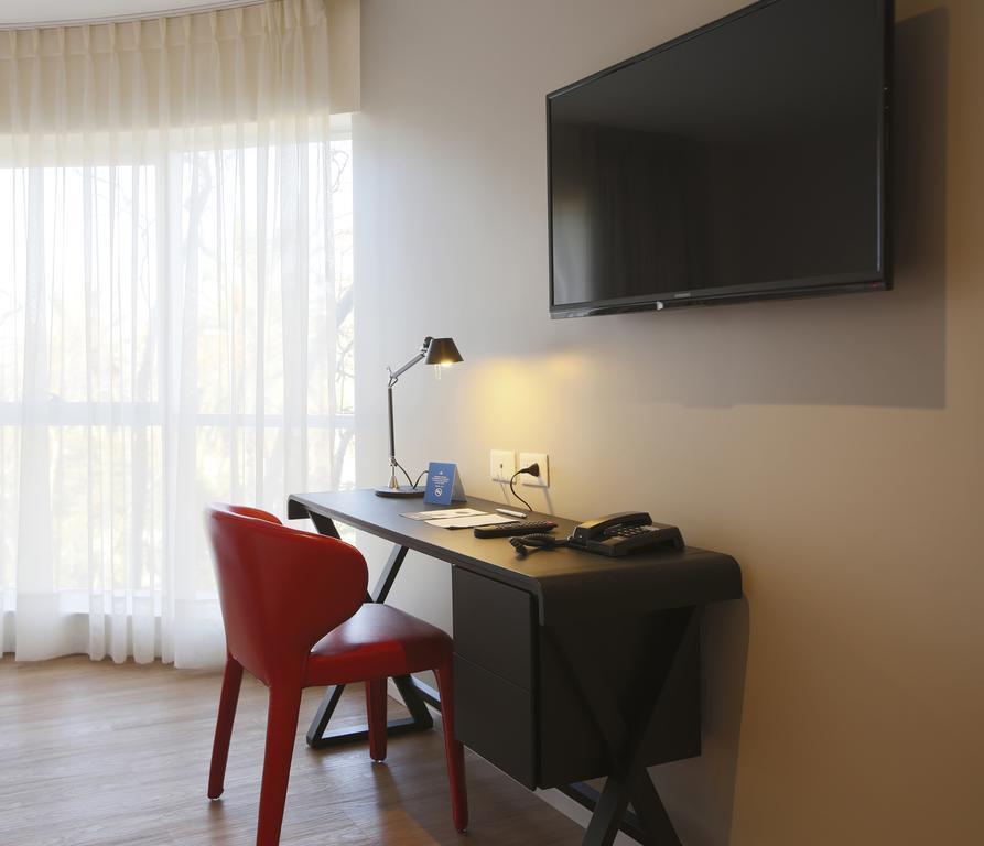 Quarto Júnior com Cama de Casal ou 2 de Solteiro