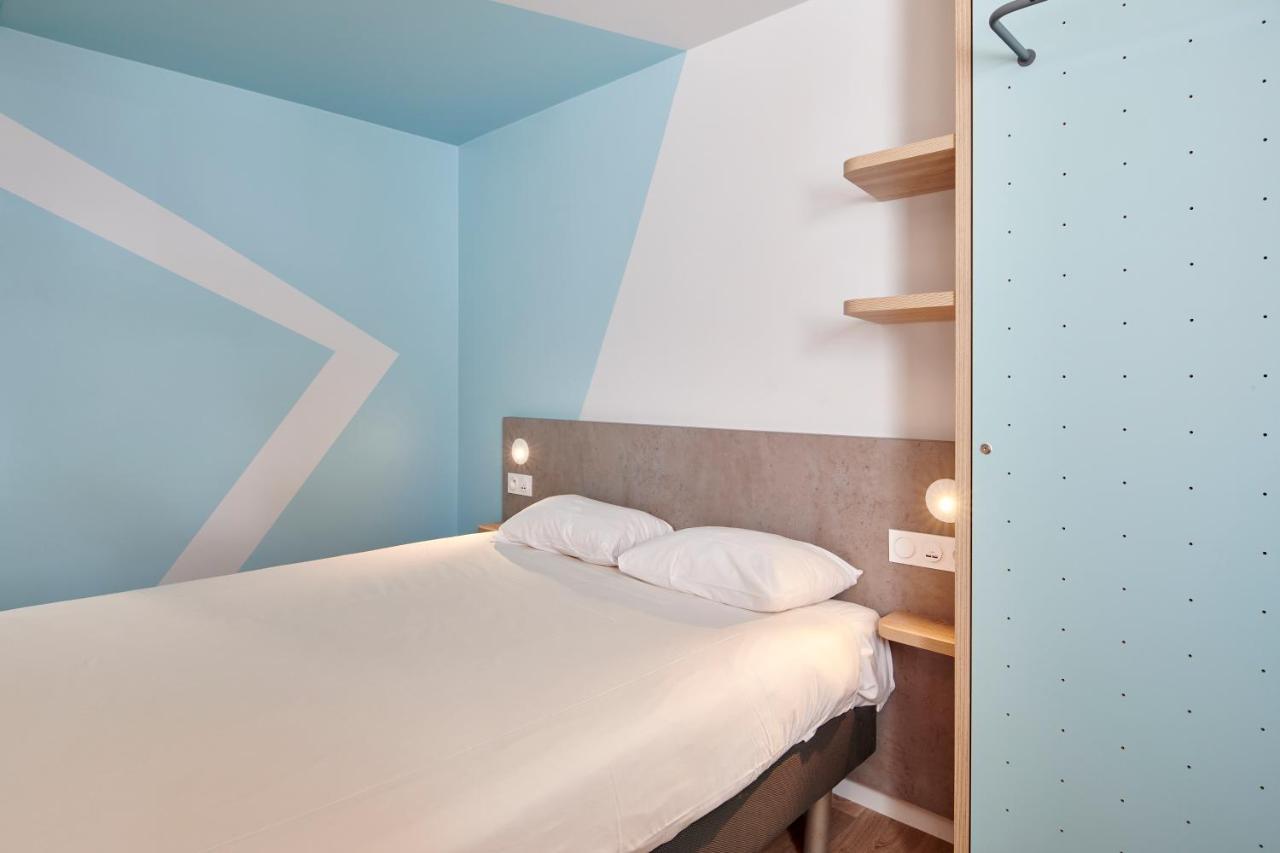 Triple Room 1 Double bed 1 Single Bed,1136918815:JPEG