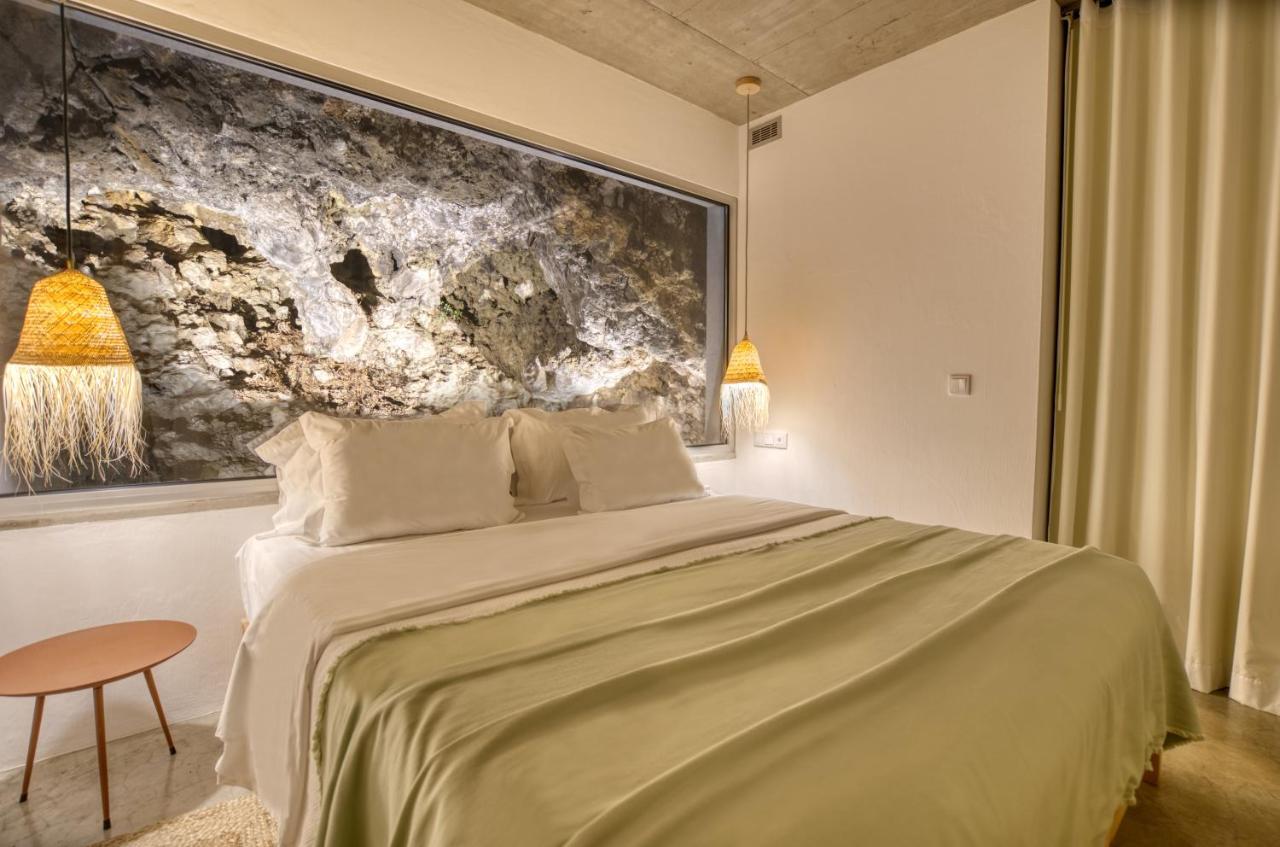 One-Bedroom House,1147057225:JPEG