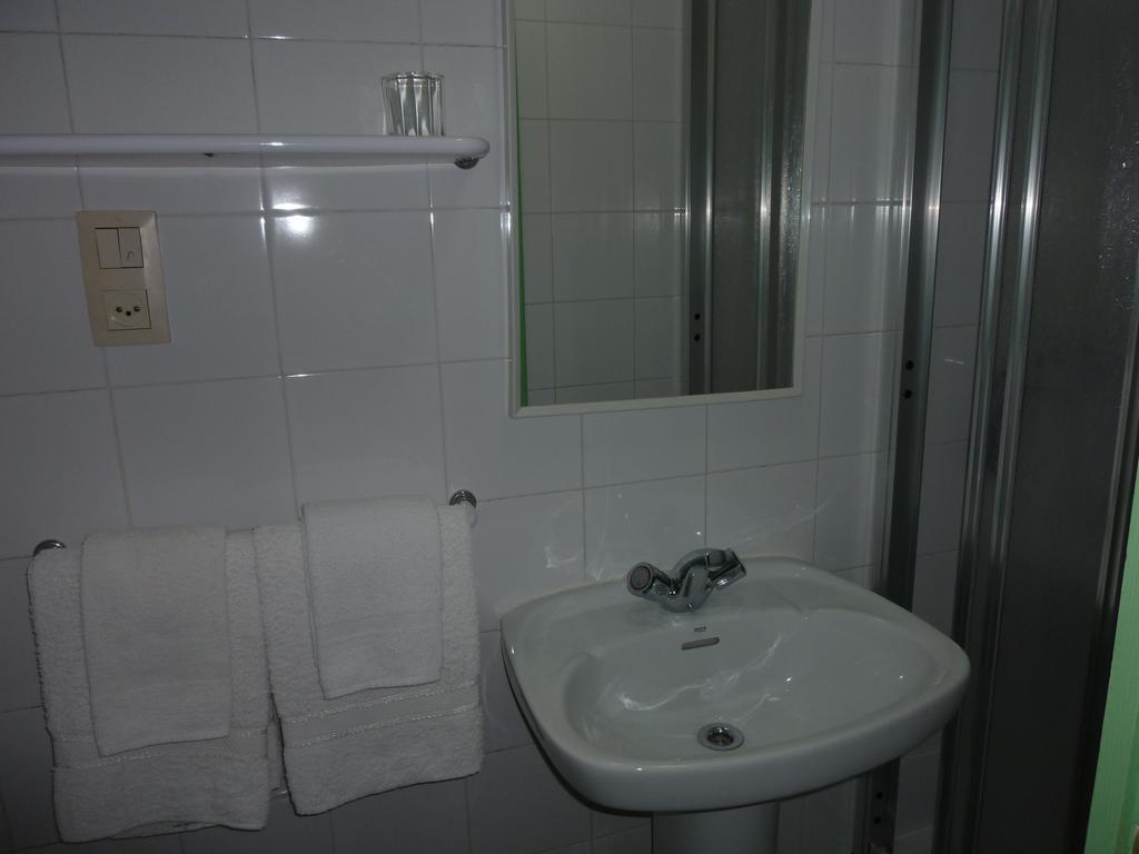 Habitación Doble con baño privado - 1 o 2 camas