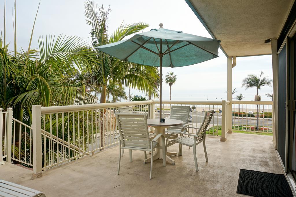 Suite Ocean View King/ Sofa Bed
