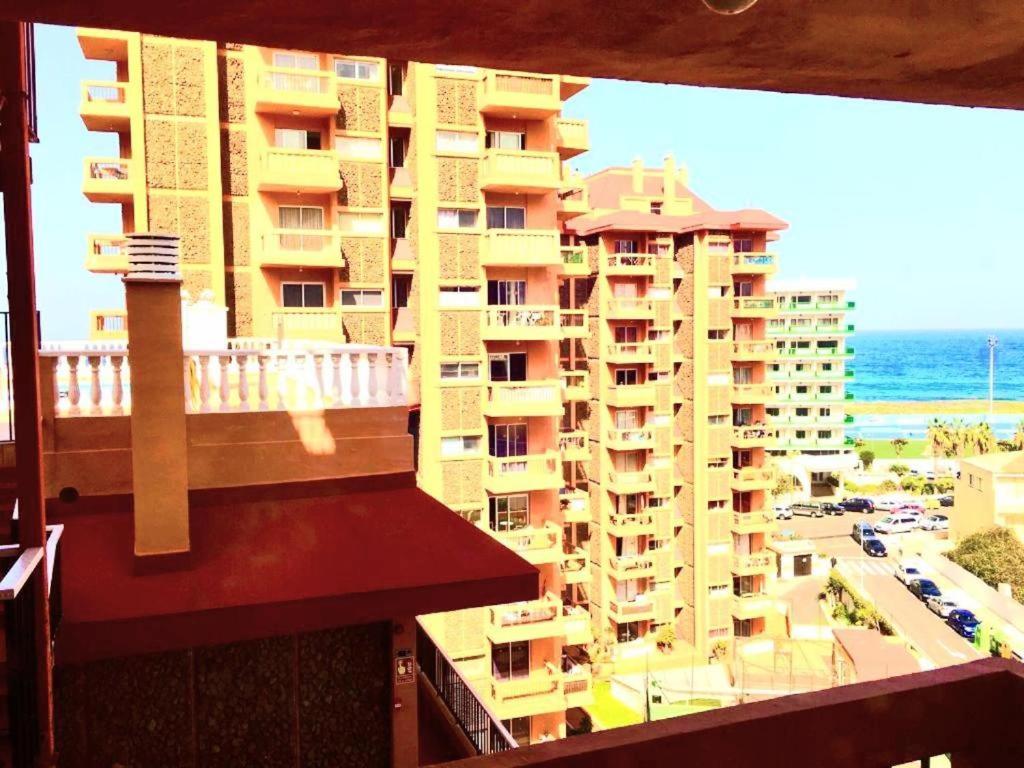 Estudio con vistas al mar