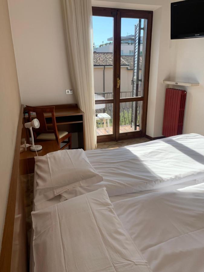 Tweepersoonskamer met 1 of 2 Bedden en Balkon