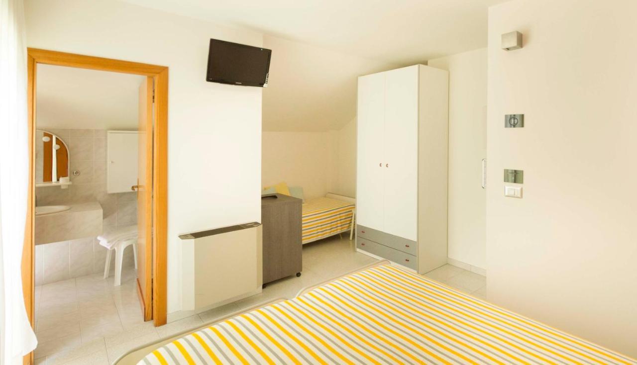 Triple Room with Lateral Sea View,1152598974:JPEG