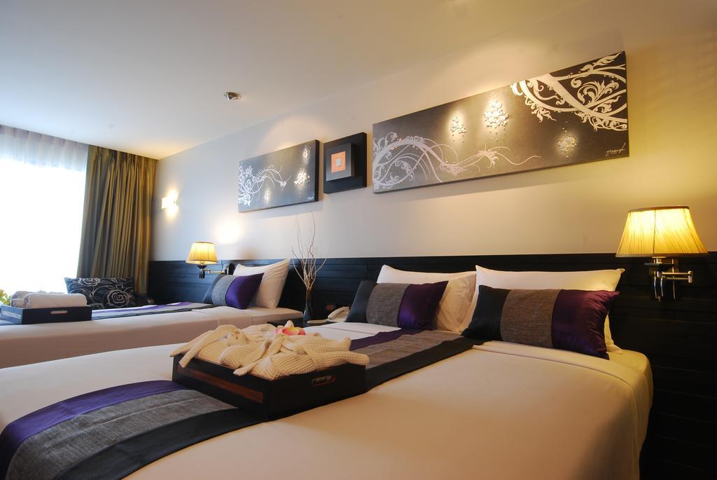 Grand Deluxe Triple Room,1208959000:JPEG