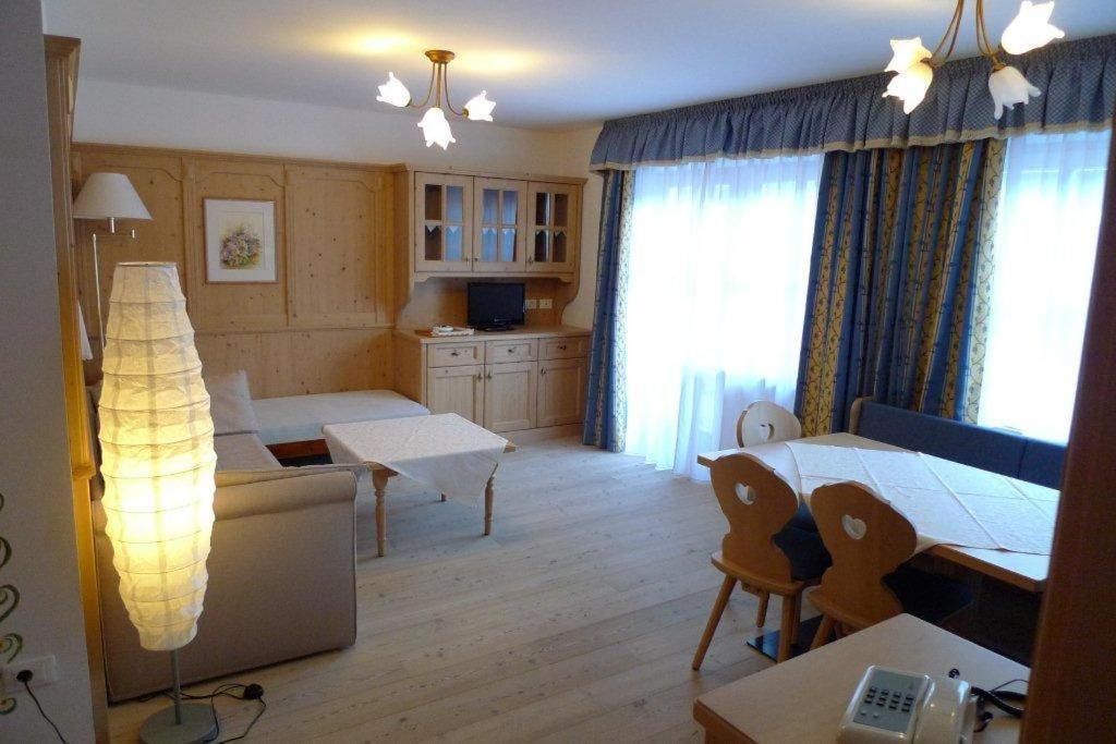 Appartamento con 2 Camere da Letto e Balcone