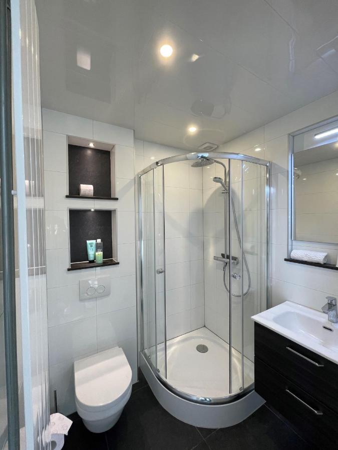 Deluxe Tweepersoonskamer met een Douche