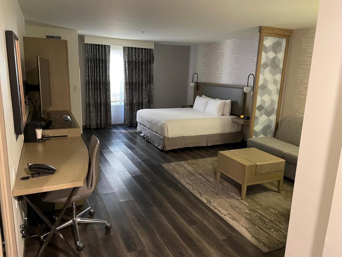 King Room with Accessible Tub,1163518842:JPEG