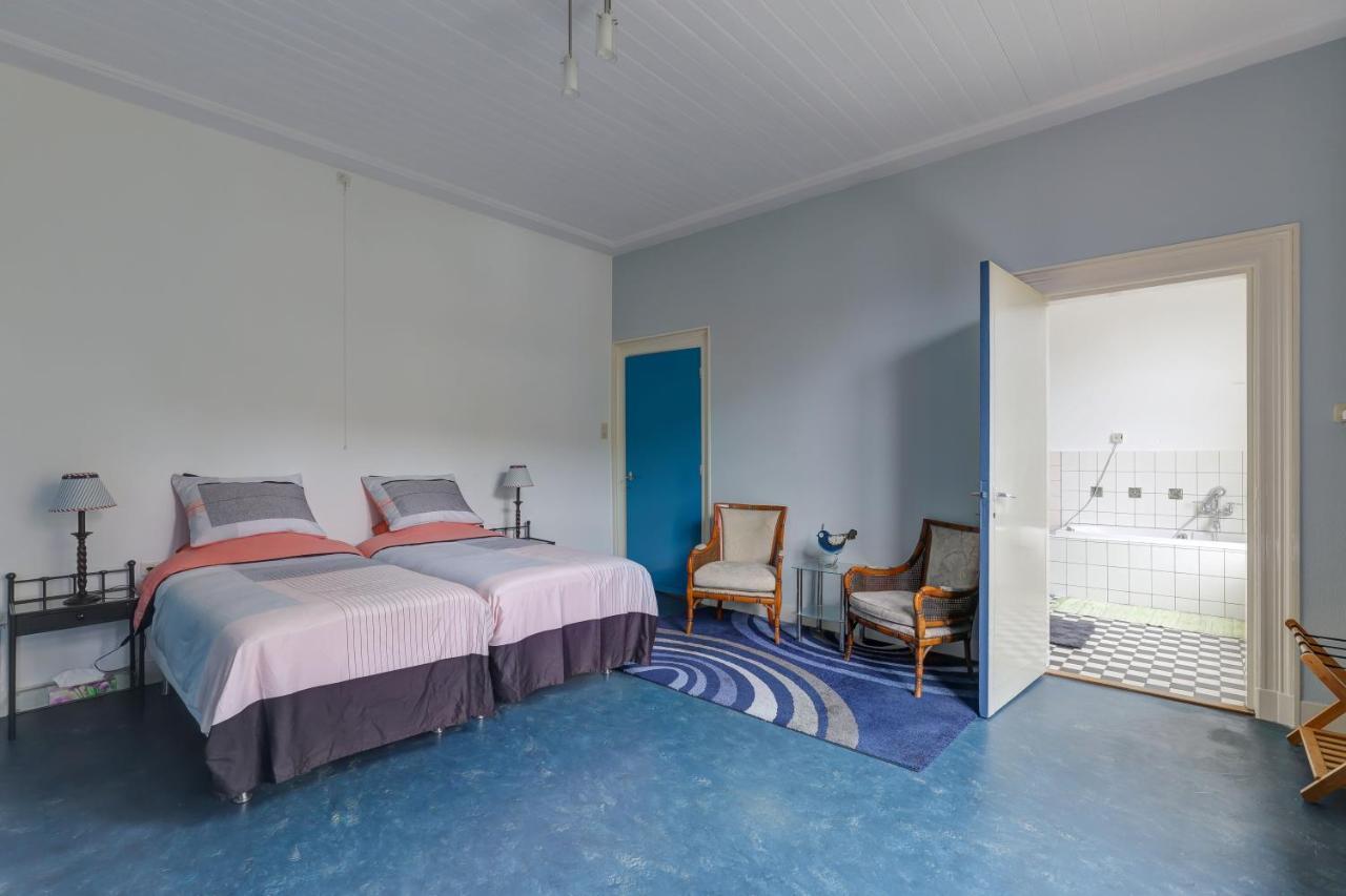 Tweepersoonskamer met 1 of 2 Bedden en Eigen Badkamer