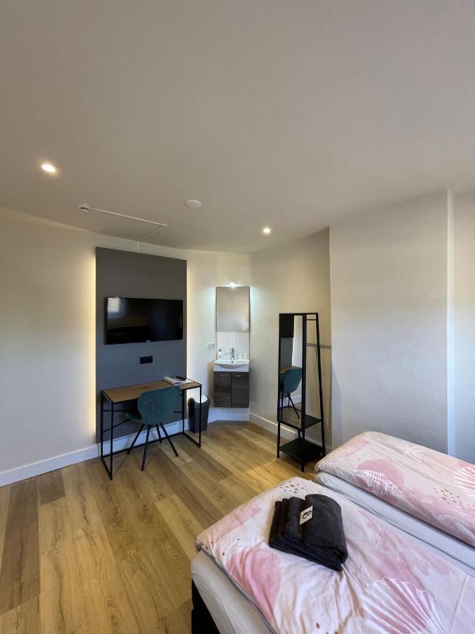 Tweepersoonskamer met Gedeelde Badkamer