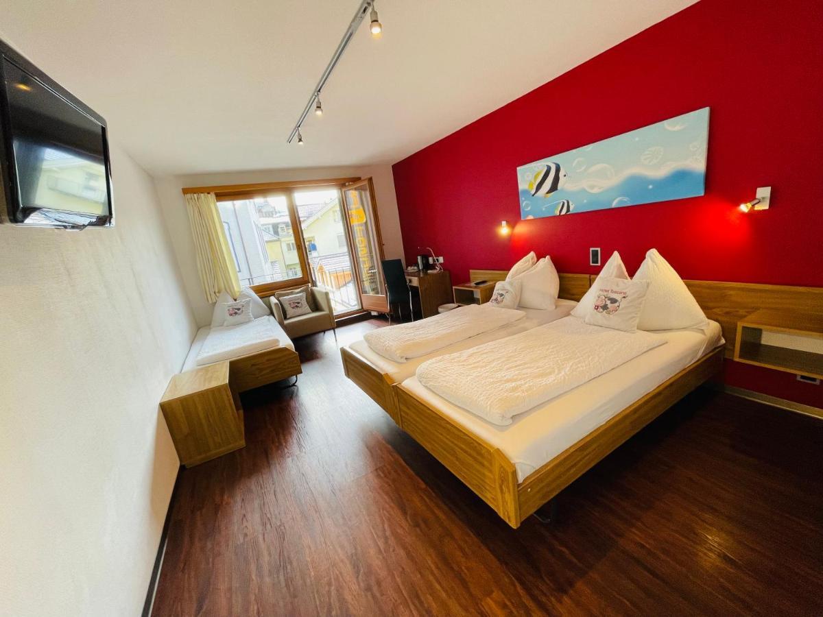 Habitación Triple Estándar con balcón