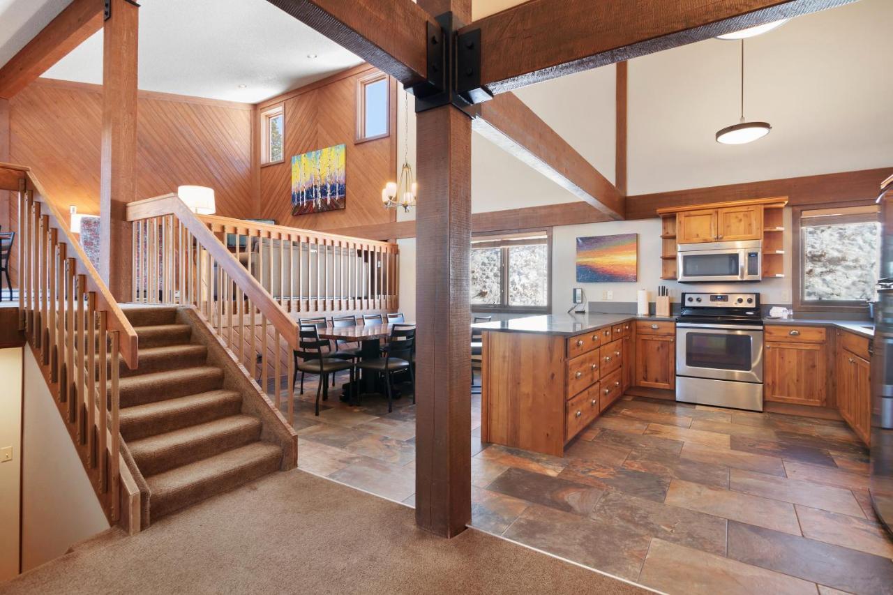 Penthouse Apartment,1172103882:JPEG