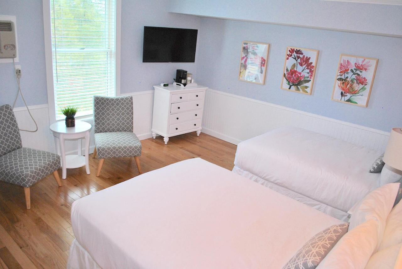 Traditional Room Two Beds