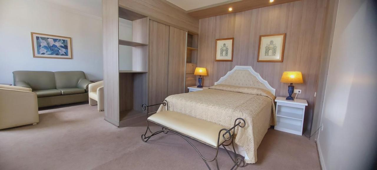 Deluxe Suite Spa Bath,1178985961:JPEG