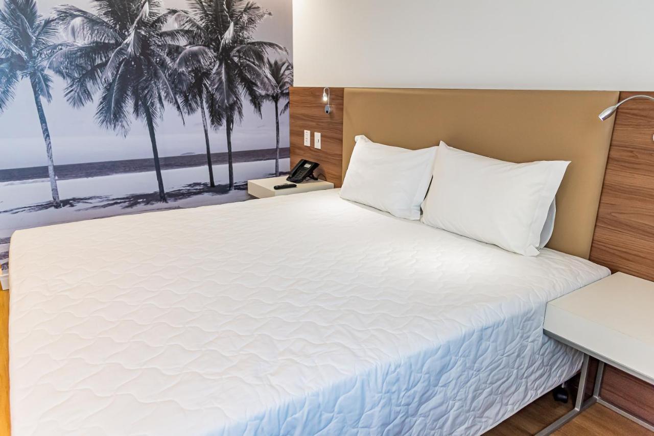 Quarto com Cama Queen-size