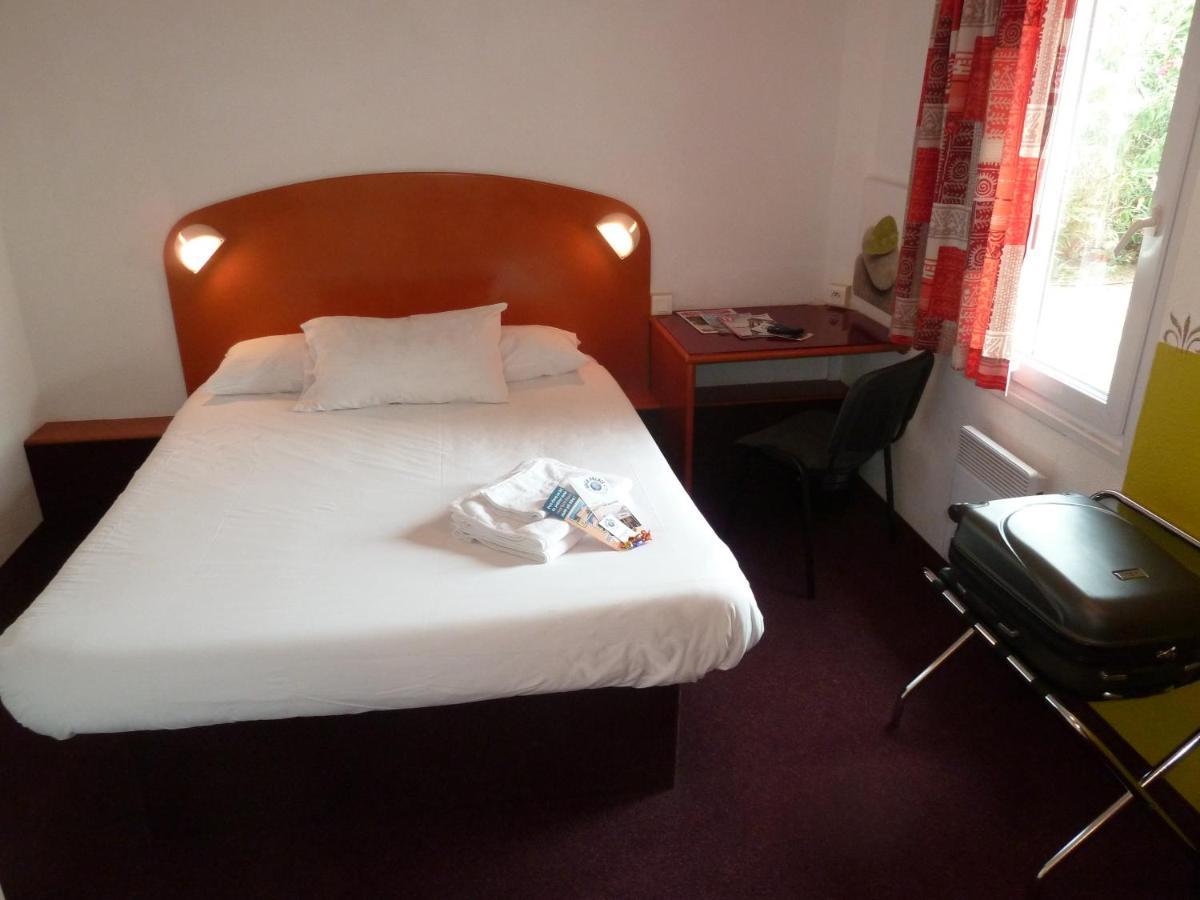 Chambre Double - Accessible aux Personnes à Mobilité Réduite