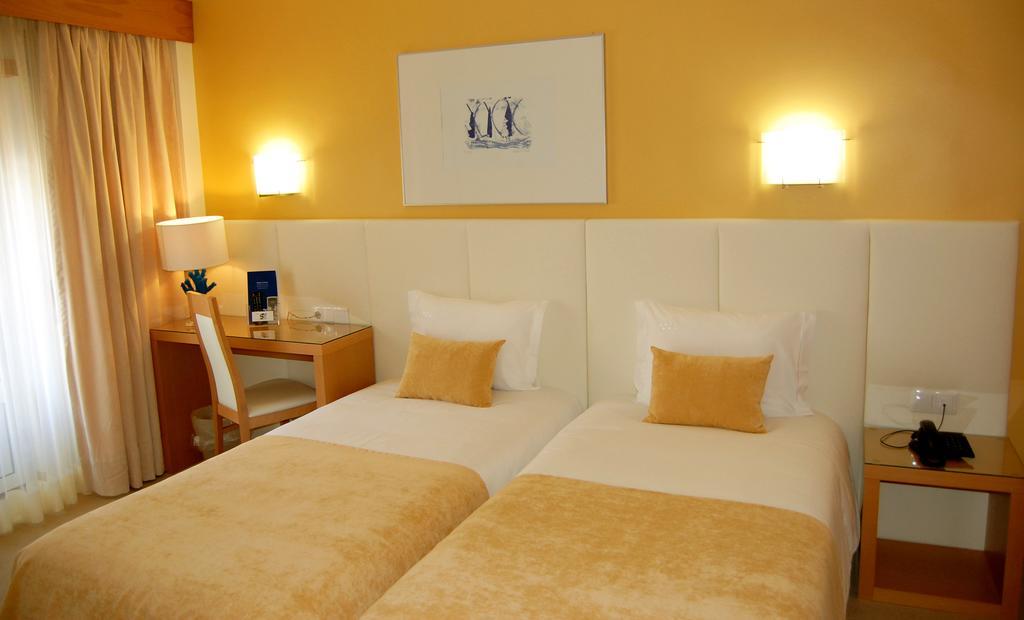 Chambre Double ou Lits Jumeaux