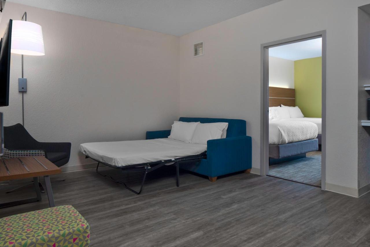 One-Bedroom Suite with Two Queen Beds