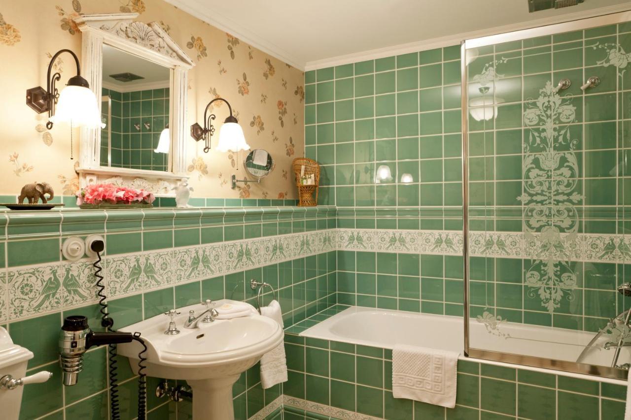 Small and Cozy Single Room