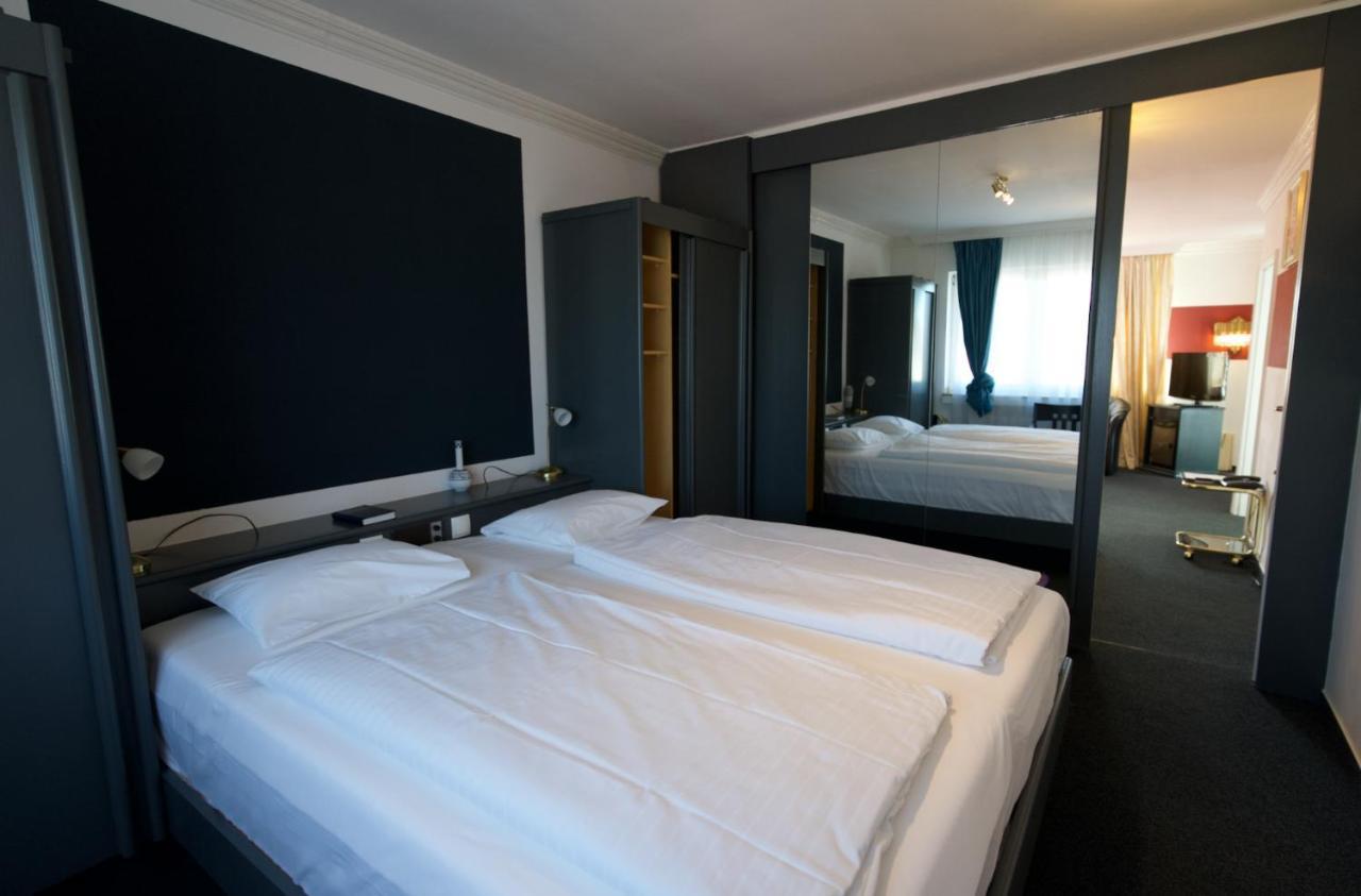 Habitación Familiar con balcón