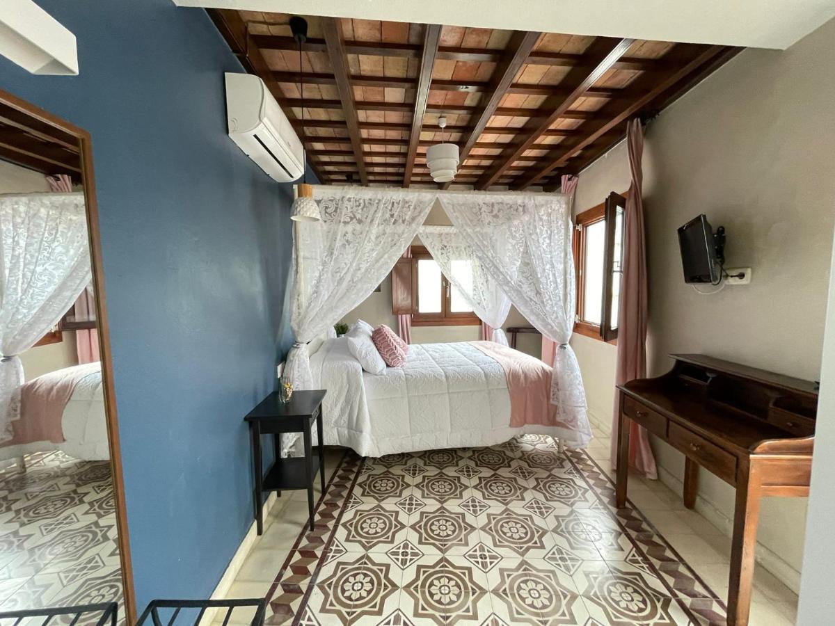 Habitación Doble con cama supletoria - 1 o 2 camas