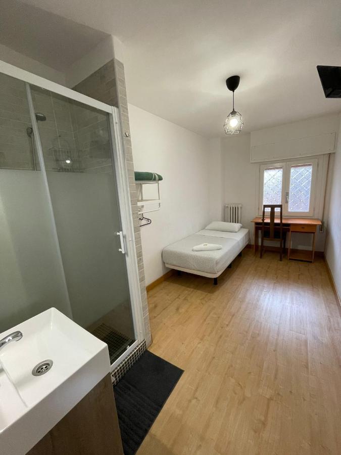 Camera Singola con Bagno in Comune