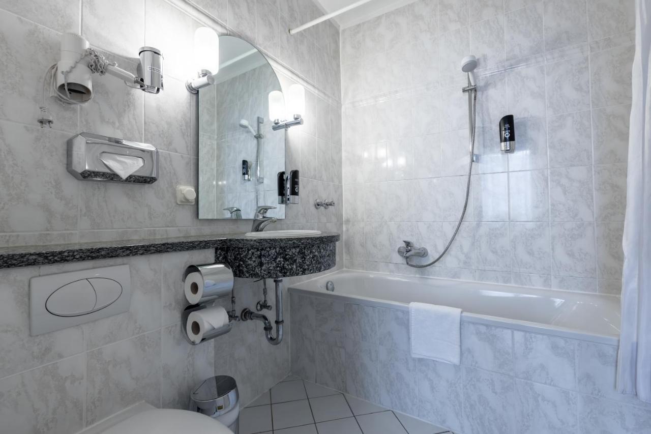 Zweibettzimmer